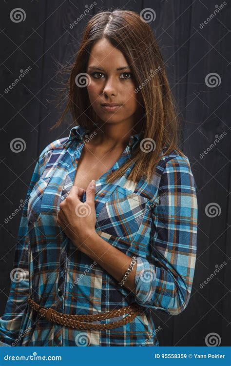 Hand Down Woman S Shirt Hot Sex Picture