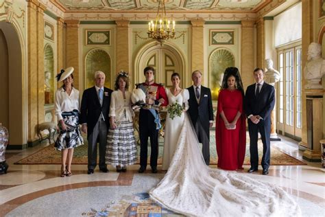 Le Duc Et La Duchesse De Calabre Au Mariage Du Comte Dosorno