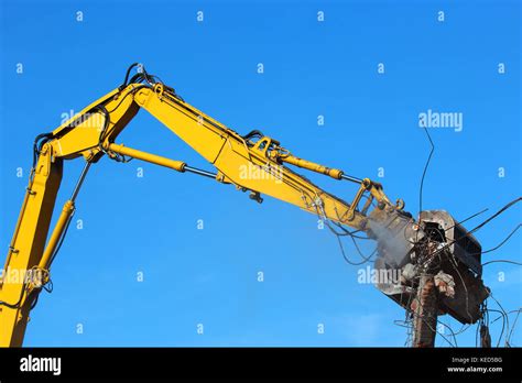 Large Demolition Crane Dismantling A Building Stock Photo Alamy