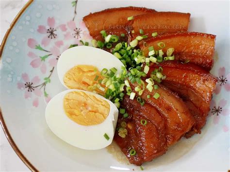 Braised Pork In Sweet Soy Sauce Tau Yew Bak