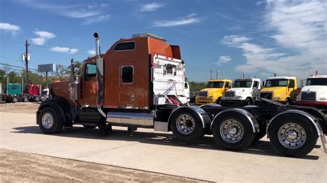 Kenworth W Tri Axle Tractor Truck Youtube