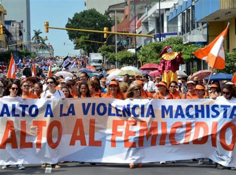 Villasombrero Cientos De Hombres Marchan Contra La Violencia A La