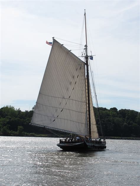 The Hudson River Explorer Hudson River Sloop Clearwater