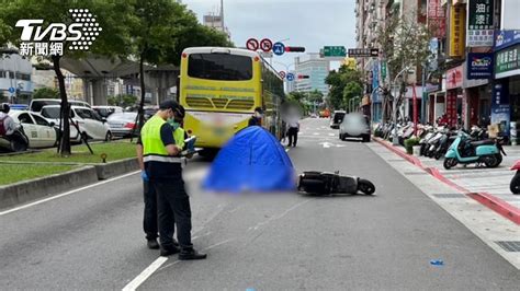 [新聞] 新莊思源路恐怖事故！男騎士擦撞公車 倒地遭輾當場死亡 看板 Gossiping Mo Ptt 鄉公所