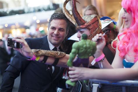 Mark Ruffalo Aka Bruce Banner Red Carpet At Avengers Age Of Ultron UK