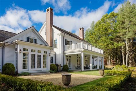 Concord New Farmhouse Patrick Ahearn Architect Farmhouse Exterior