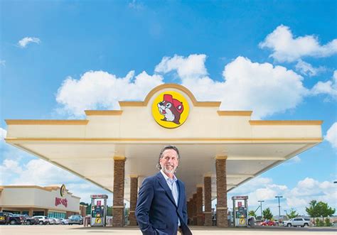 How Two Texans Made Buc Ees Convenience Stores A Phenomenon