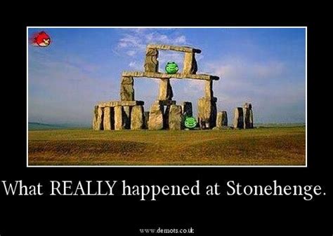 What Really Happened At Stonehenge Funny Pictures Stonehenge