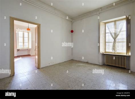 Tiled Room Hi Res Stock Photography And Images Alamy