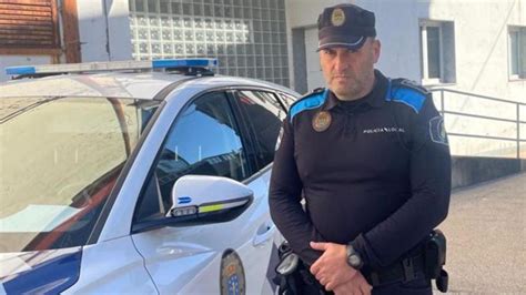 El policía que liberó a una pareja de un pitbull Pensé que si no