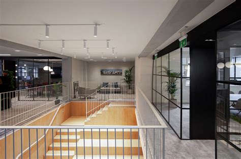 What makes the architecture on berners street so special 25