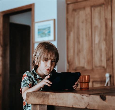 Internet Addiction is Real - How Parent's Can Reduce the Risk for Children