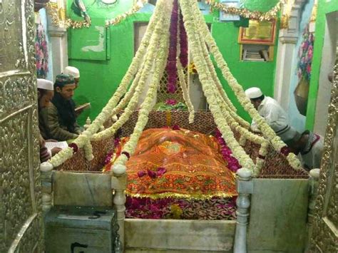 Hazrat Munawar Ali Shah R A Aal E Qutub Aal E Syed Abdullah Shah Ghazi