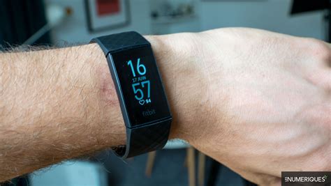 Test Fitbit Charge Le Capteur D Activit Se Perfectionne Les