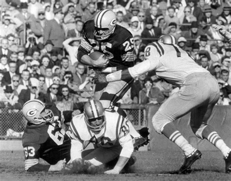 Our best historical photos from Green Bay Packers vs 49ers rivalry