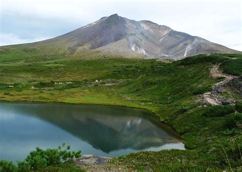 15 Iconic Japanese Mountains You Must Visit