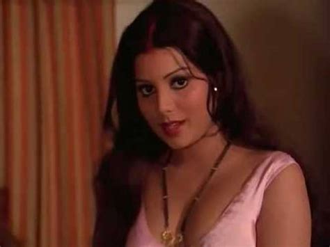 Sulakshana Pandit Hot Scenes Apnapan Flv Indiatimes