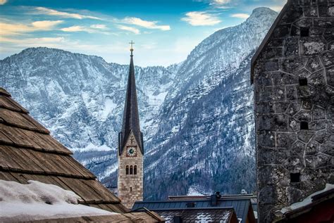 Hallstatt Lake in Austria · Free Stock Photo