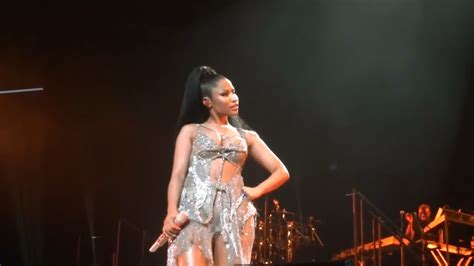 Nude Video Celebs Nicki Minaj Sexy Vancouver Live 2015