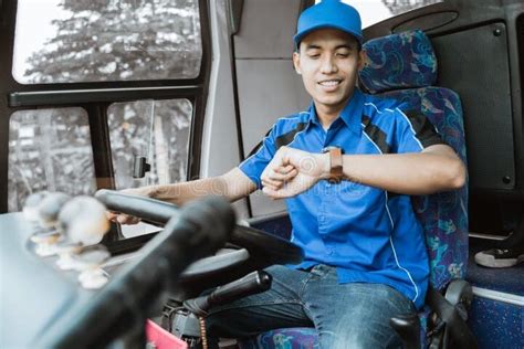 Horario laboral conductores autobús Cuántas horas necesarias