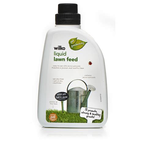 Wilko Lawn Feed Liquid 1L | Wilko