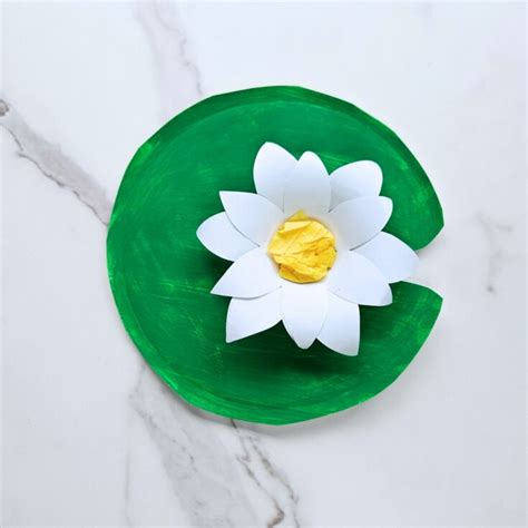 Easy Lotus Flower (or Water Lily) Craft for Kids - Raise Curious Kids