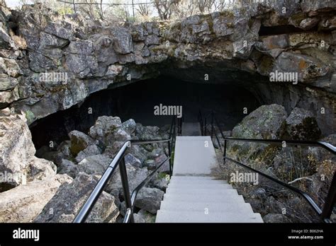 Subway Cave Northern California Stock Photo Alamy