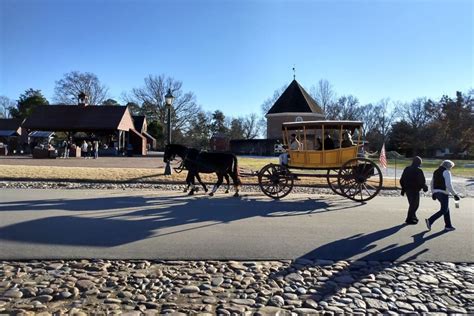 Colonial Williamsburg Colonial History Guided Walking Tour Getyourguide