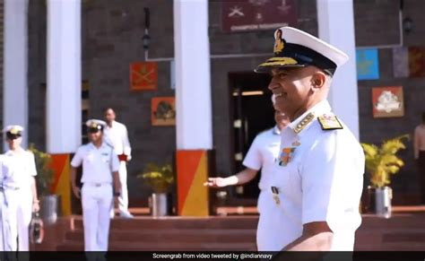 Watch Navy Chief Admiral R Hari Kumar Performs Push Ups With Nda Cadets