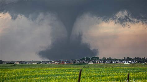 Damage From Alberta Tornado Ranks It Among Strongest In Canadas