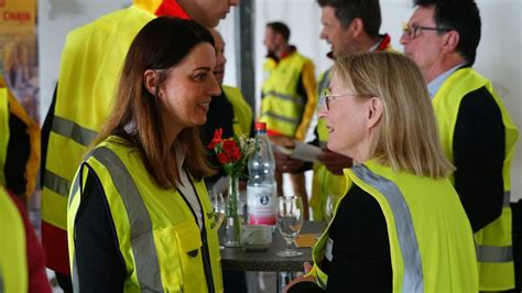 Richtfest F R Weiteres Dhl Logistikzentrum Im Star Park Vom Wachstum