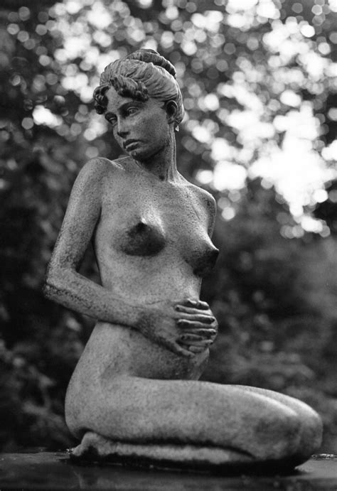 Naked Pregnant Girl In Merrion Square Park Part Of The Mo Flickr