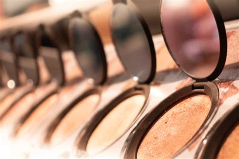 The 4 Best Hoola Bronzer Dupes To Buy In 2024 Beauty Mag