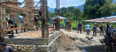 Kodim Bersama Warga Gotong Royong Bantu Pengecoran Gedung Masjid