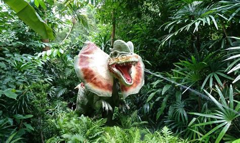 Jurassic Park Spitting Dinosaurs