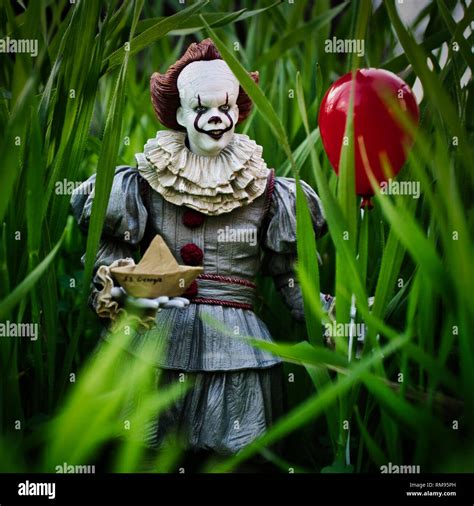 Pennywise Hi Res Stock Photography And Images Alamy