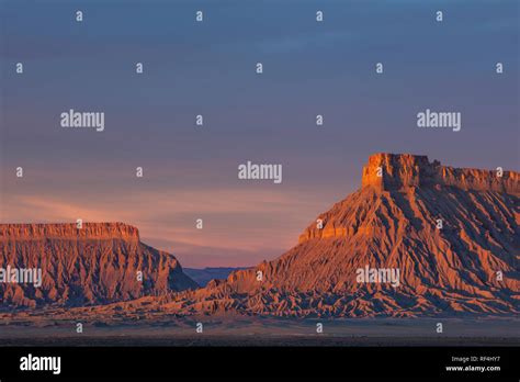 Sunrise at Factory Butte, Wayne County, Utah Stock Photo - Alamy