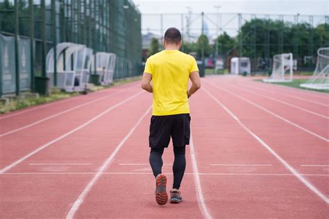 5 Common Mistakes To Avoid After Knee Replacement Surgery - OrthoKau