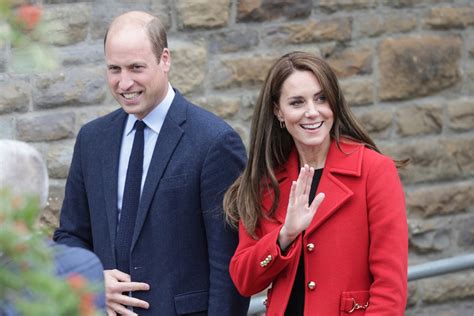 New photos emerge of Kate Middleton and Prince William visiting a farm ...