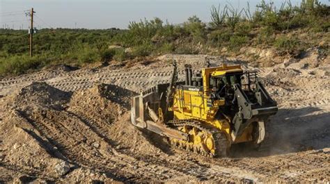 D475a 8 Surface Mining Dozer Komatsu