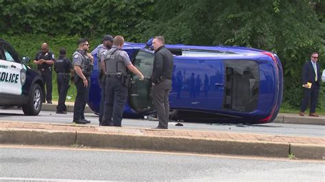 Off Duty Dc Police Officer Shot While Driving To Work 2 Suspects In