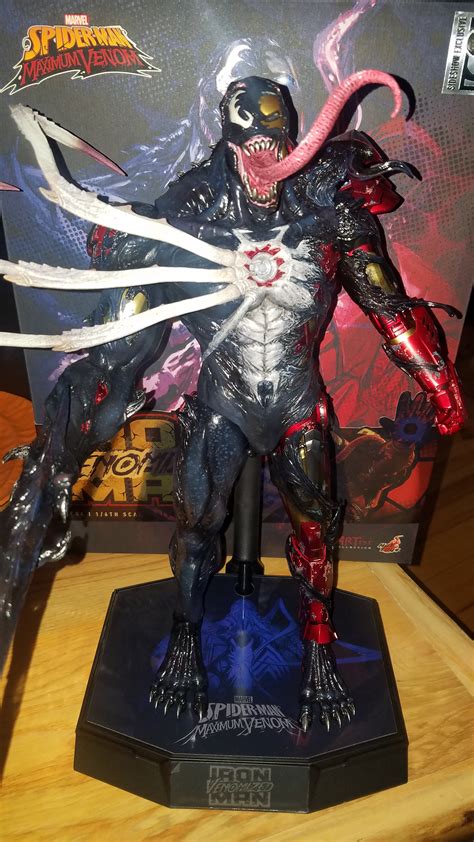 1/6 - Hot Toys - Marvel's Spider-Man: Maximum Venom - Venomized Iron ...