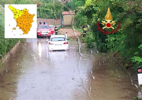 Maltempo In Toscana Allerta Arancione Per Forti Temporali Il Tirreno