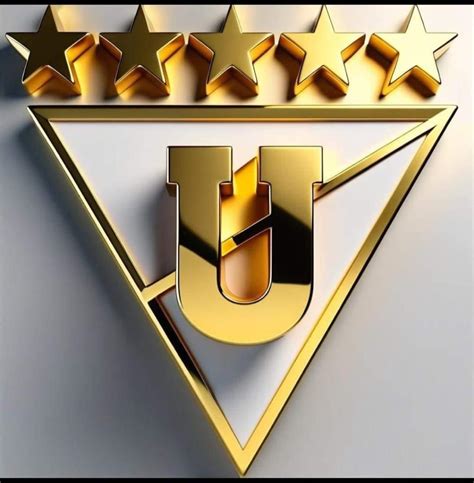 Ldu Ya Presume Su Escudo Con Las Cinco Estrellas