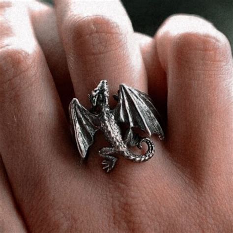 Pin By 🐾marina🐾 On D R A C O M A L F O Y Dragon Jewelry Fantasy Jewelry Targaryen Aesthetic