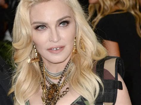 Madonna Accepte Linvitation De Cette Chanteuse Fran Aise Sur Son Album