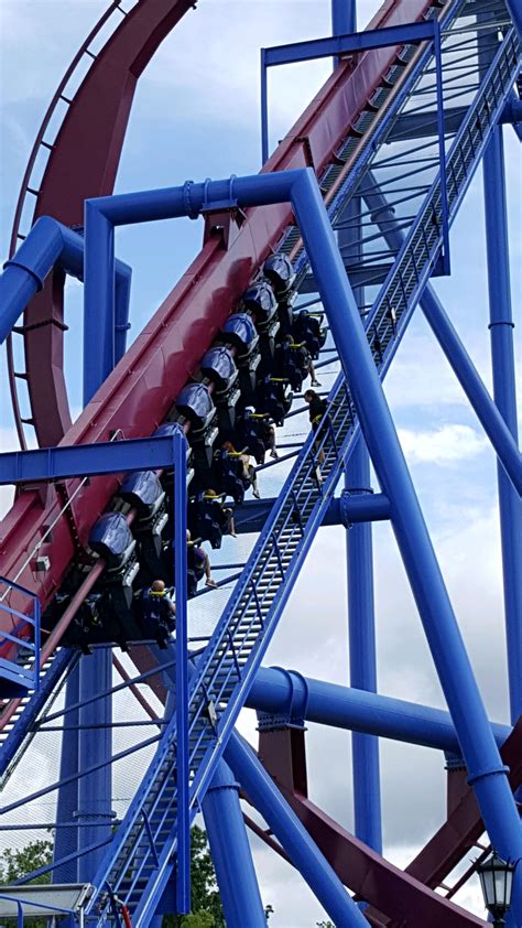 [twisted colossus, six flags magic mountain] traumatic flaw : r