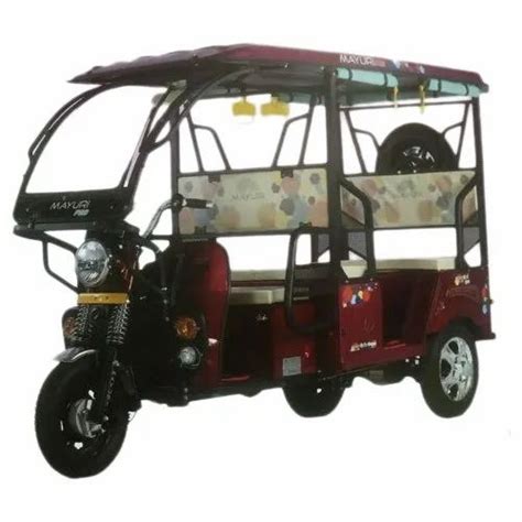 Mayuri Pro Star Battery Operated Rickshaw With Alloy Wheel Seating