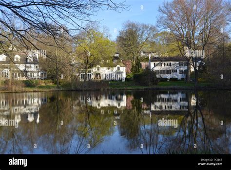 Scarsdale new york hi-res stock photography and images - Alamy