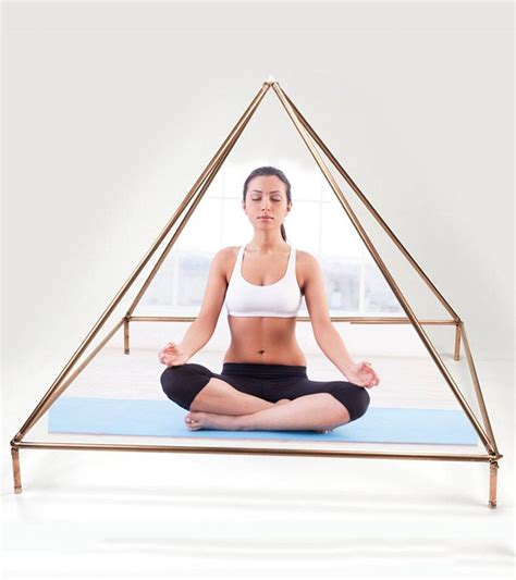13 Miraculous Benefits Of Pyramid Meditation On Your Body | Meditation ...